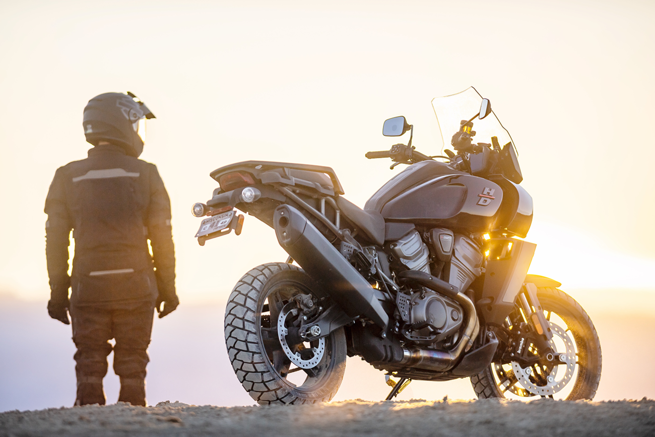 MICHELIN Tire - Scorcher Adventure - Front - 120/70R19 - 60V 25421 — image 13