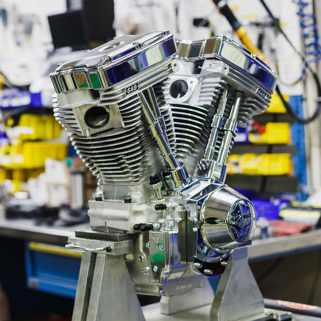 S&S CYCLE V124 Long Block Engine - Chrome/Natural - Big Twin | Custom Chasis w/Alternator-Style Primary 310-1160 — image 5
