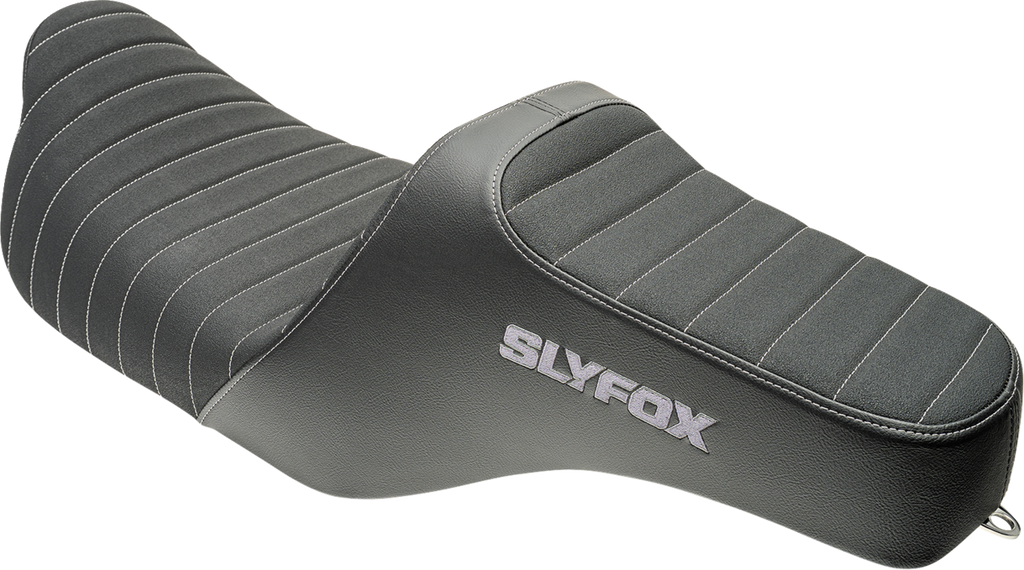 SLYFOX Highnoon Seat - Vinyl - Classic Stitch - Silver Logo - FLH/FLT '08-'24 4710B-SlyFox — image 2