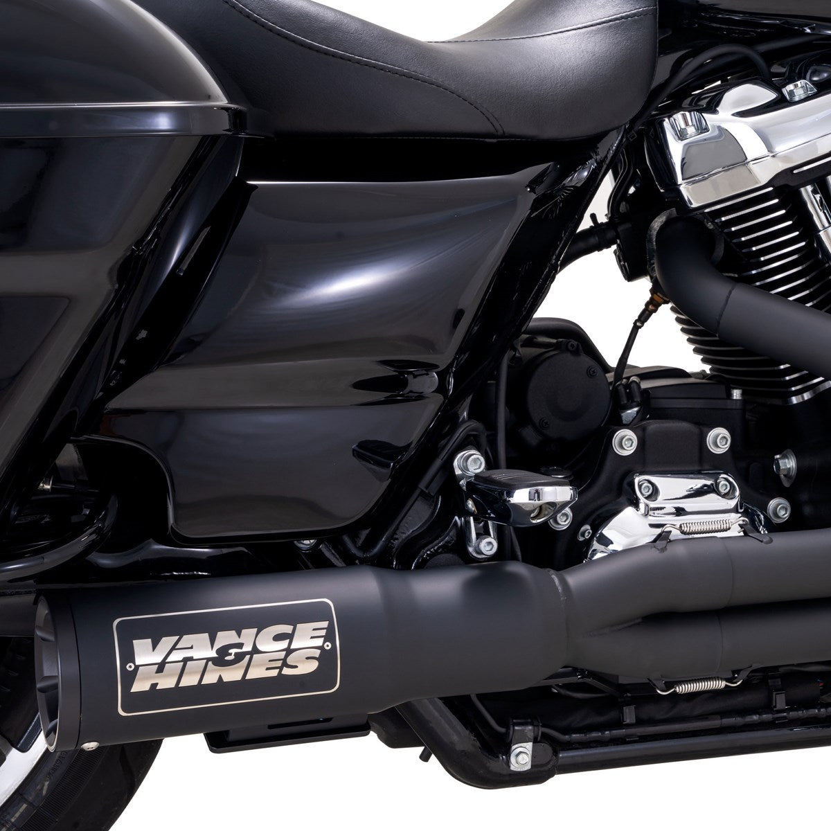 Vance & Hines Hi-Output RR – Stainless Black – 47321-22 — manufacturer image 1