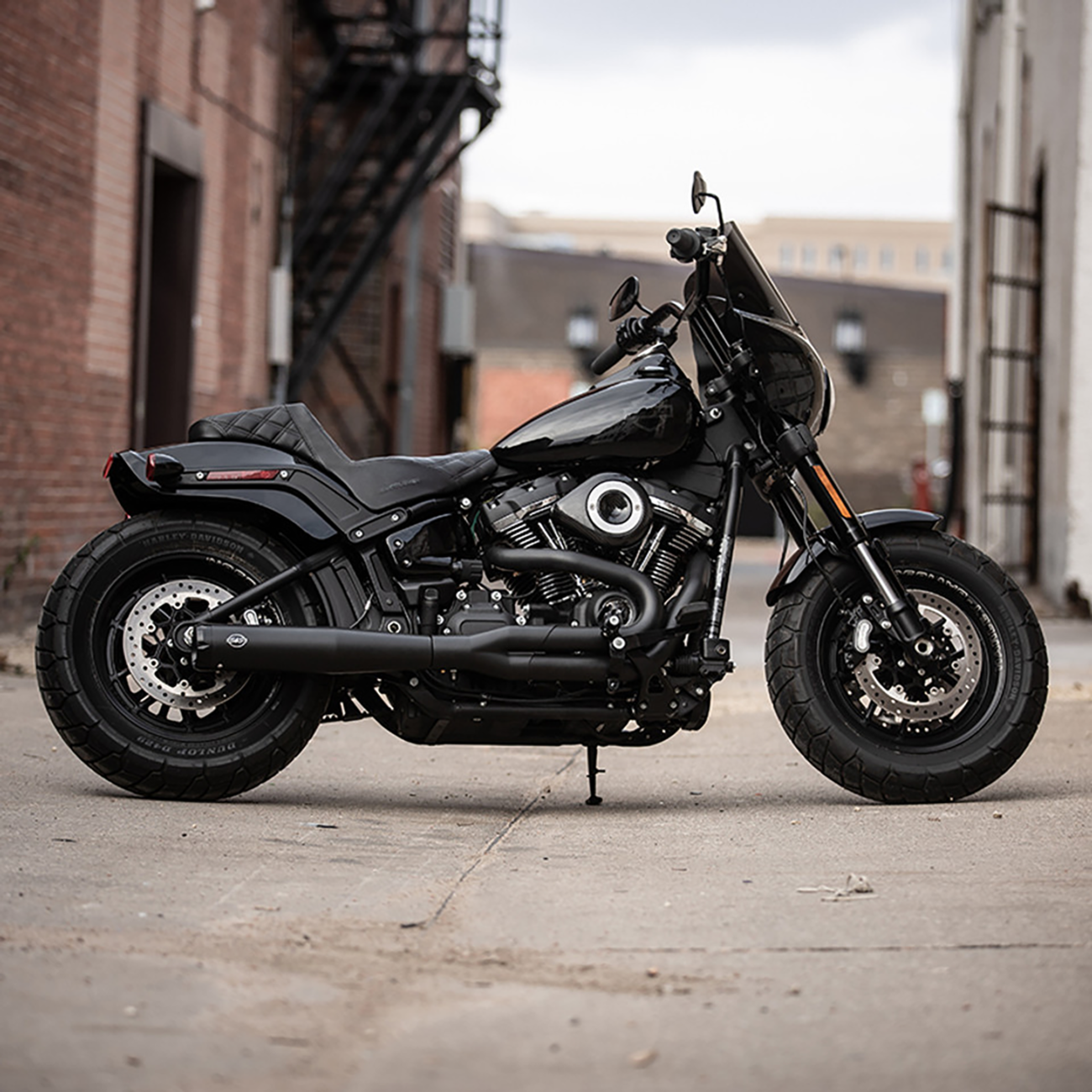 S&S CYCLE 2-into-1 Exhaust System - Black 550-0789 — image 1