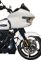 WIND VEST Windshield - 10-1/2" - Dark Smoke - FLTRX/SE/STSE 57-1040 — image 3