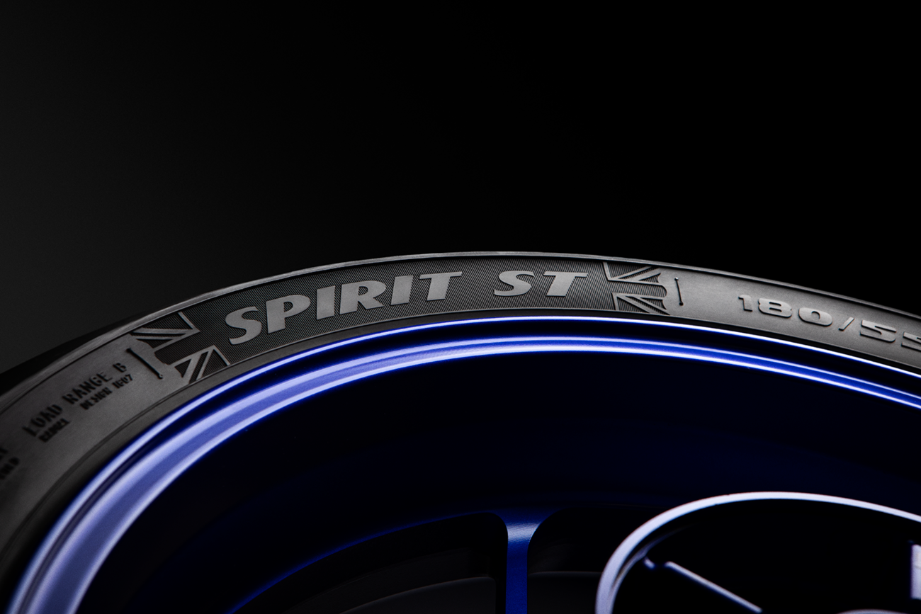 AVON Tire - Spirit ST - Rear - 190/55ZR17 - (75W) 640611 — image 5