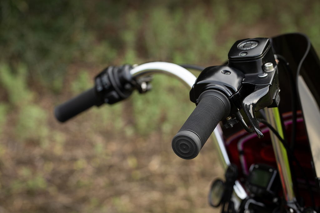 BILTWELL Kung Fu Grips - 1" - Black 6701-0101 — image 5