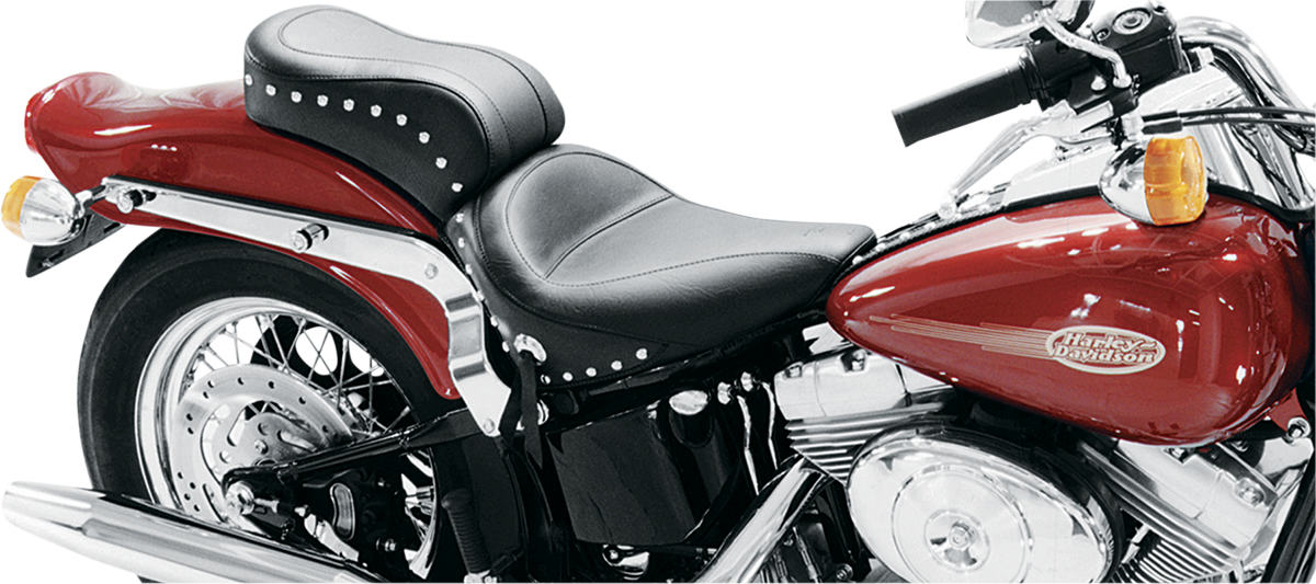 MUSTANG Original Studded Seat - Softail '00-'05 75076 — image 3