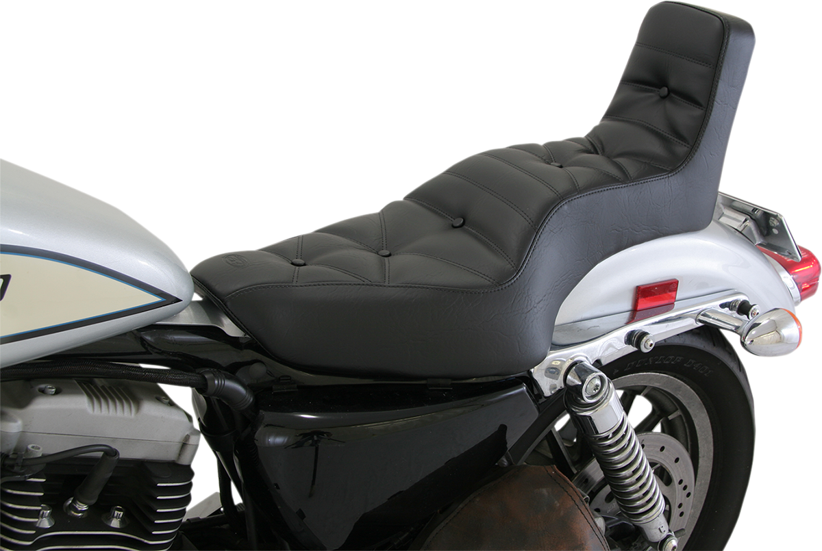 MUSTANG Throwback™ Seat - Sportster '04-'21 75126 — image 2
