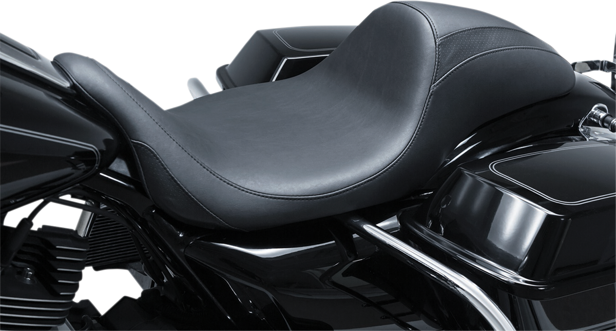 MUSTANG Hightail Fastback™ Seat - FL '08-'25 75644 — image 2
