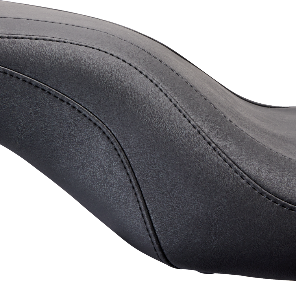MUSTANG Day Tripper Seat - FLH/FLT '08-'25 76025 — image 2