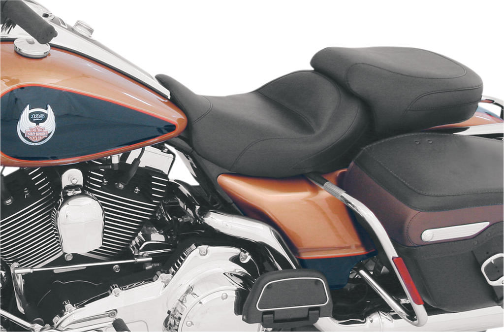 MUSTANG Solo Seat - No Studs - FLH/FLT '08-'25 76027 — image 2