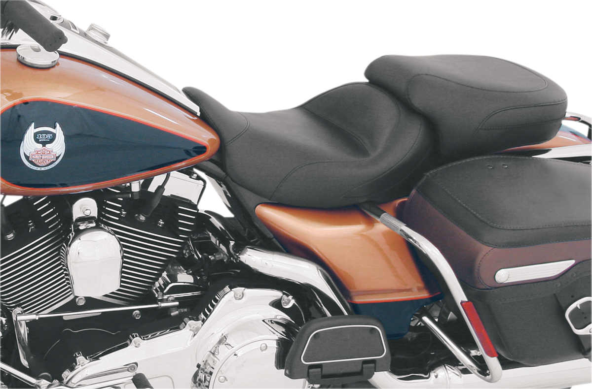 MUSTANG Solo Seat - No Studs - FLH/FLT '08-'25 76027 — image 2