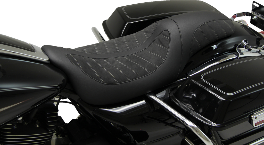 MUSTANG Kodlin Solo Seat - Black - FL '08-'25 76292 — image 3