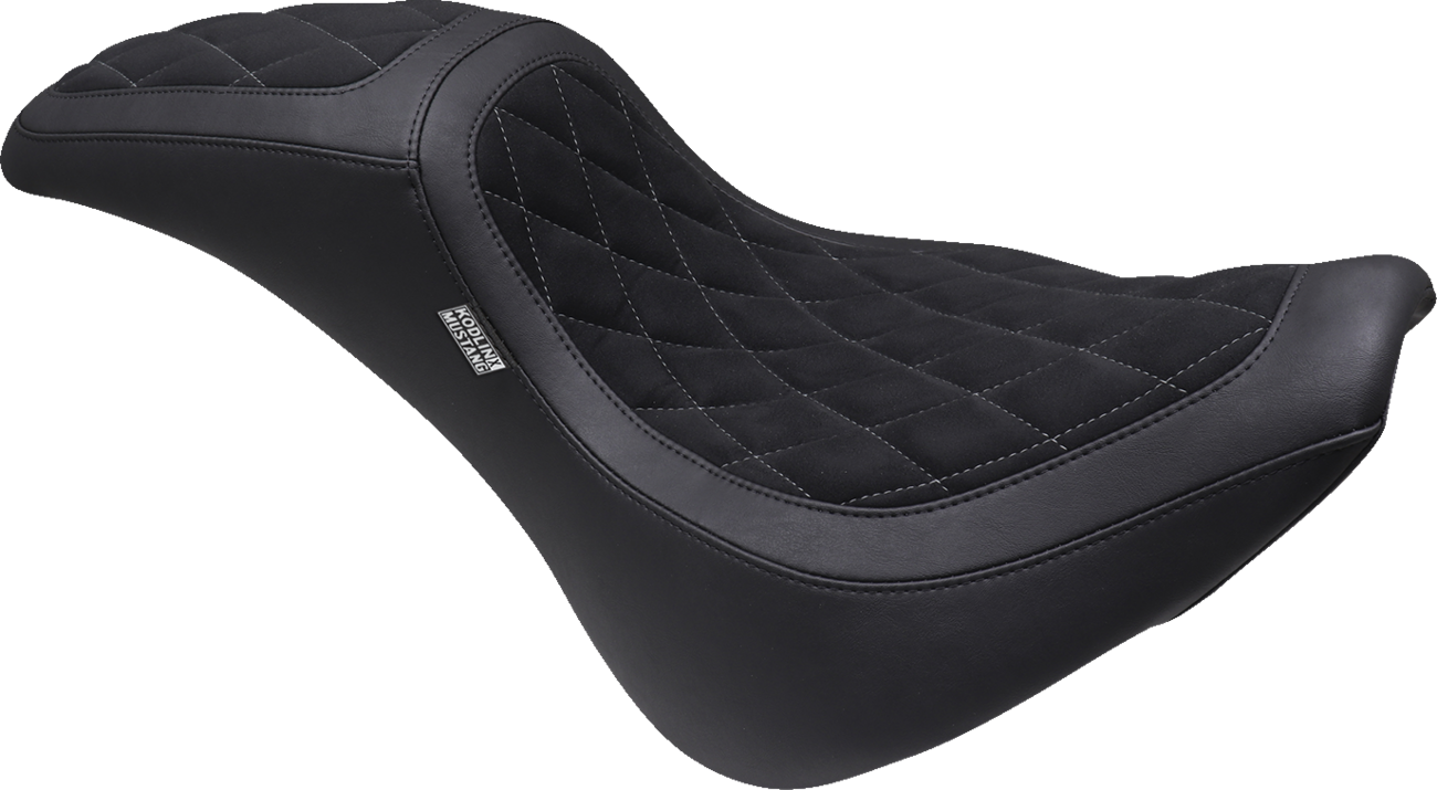 MUSTANG Signature Series Fastback™ - Vinyl/Alcantara® - Diamond Stitch w/ Gun Metal Thread - FX '18-'25 76321GM — image 1