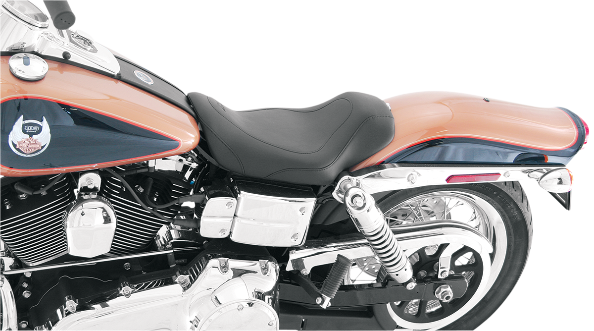 MUSTANG Tripper™ Solo Seat - Tuck and Roll - Dyna 76580 — image 2