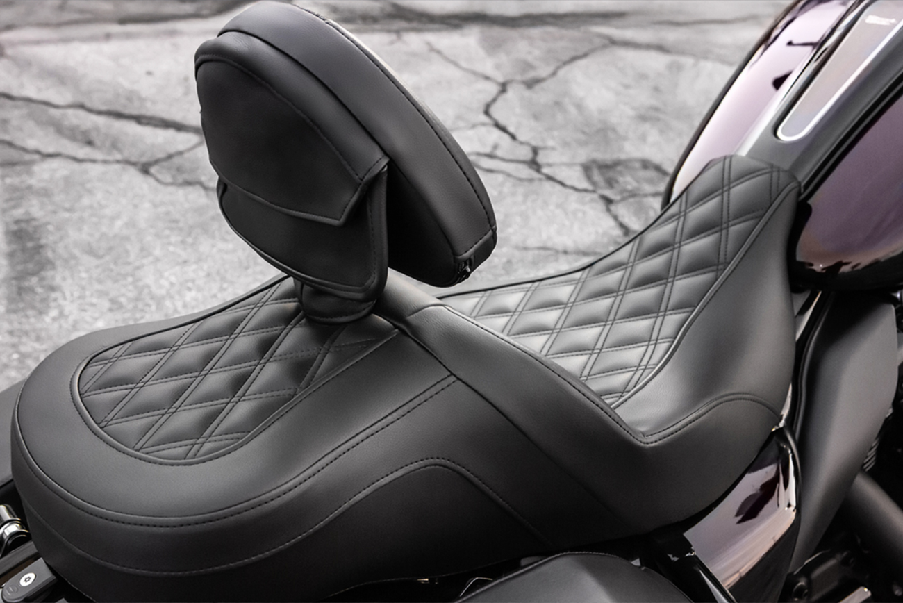 SADDLEMEN Roadsofa™ Seat - with Backrest - Full Lattice Stitch - Heated - FLH/FLT '08-'25 808-07B-182BRHC — image 2