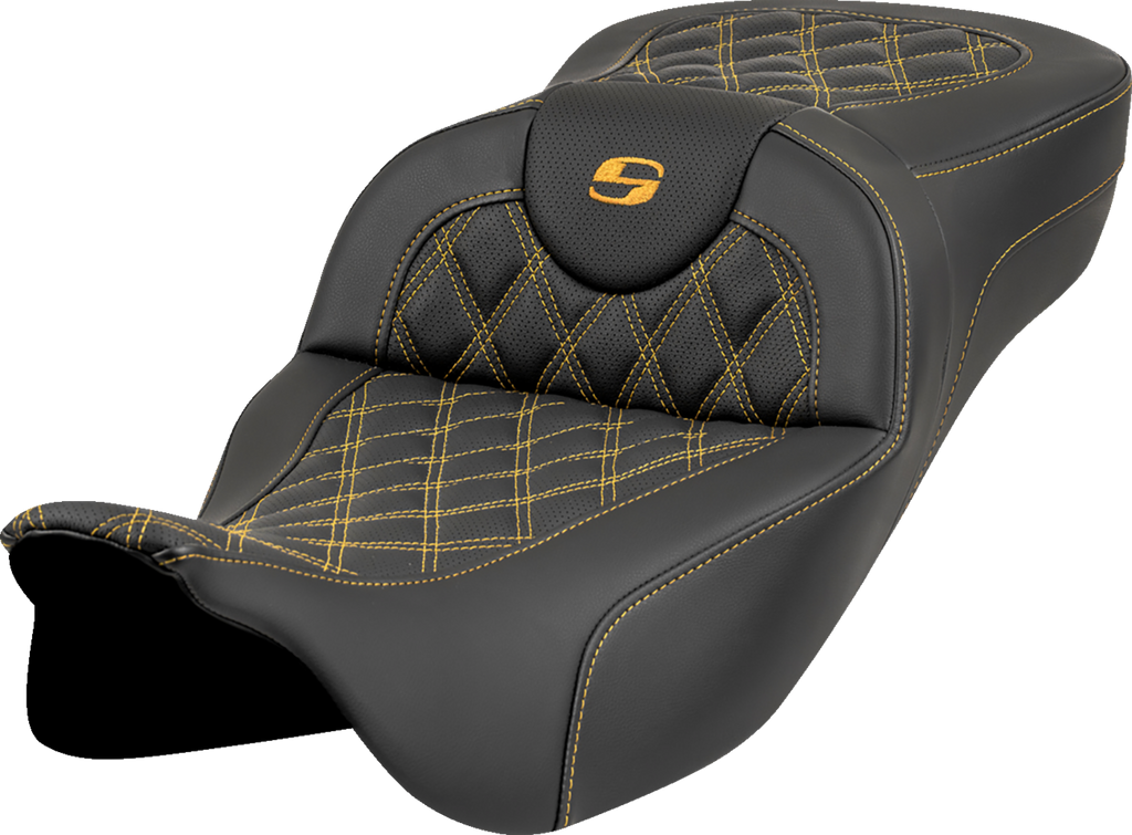 SADDLEMEN Roadsofa™ Extended Reach Seat - Lattice Stitch - Gold Stitch - without Backrest - FL '08-'23 808-07B-18407 — image 1