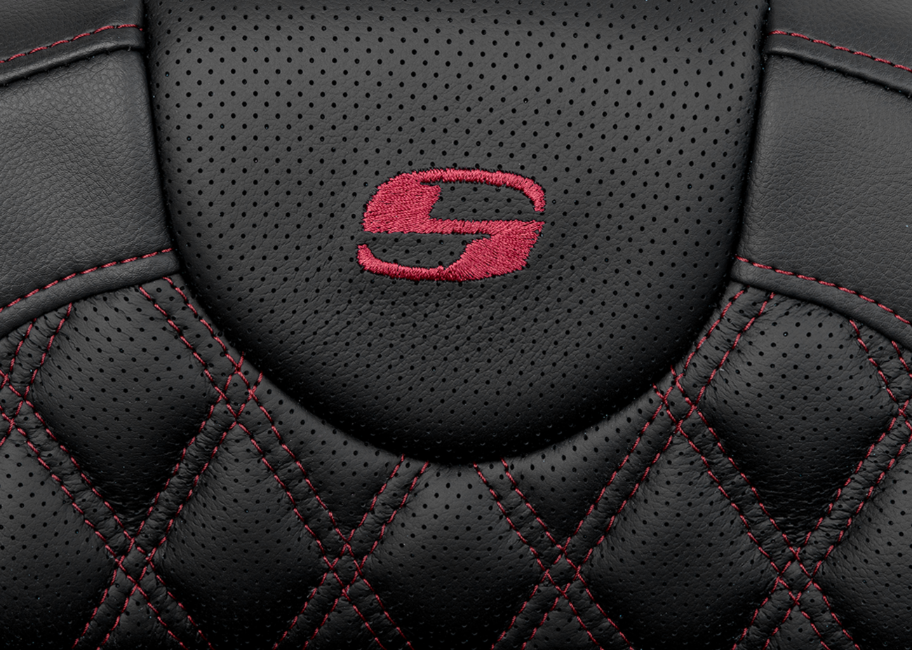 SADDLEMEN Roadsofa™ Extended Reach Seat - Lattice Stitch - Wine Berry Stitch - with Backrest - FL '08-'24 808-07B-184B8 — image 6