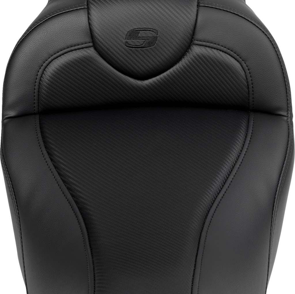 SADDLEMEN Roadsofa™ Seat - with Backrest - Carbon Fiber - Black Stitch - FL '08-'19 808-07B-185B0 — image 2