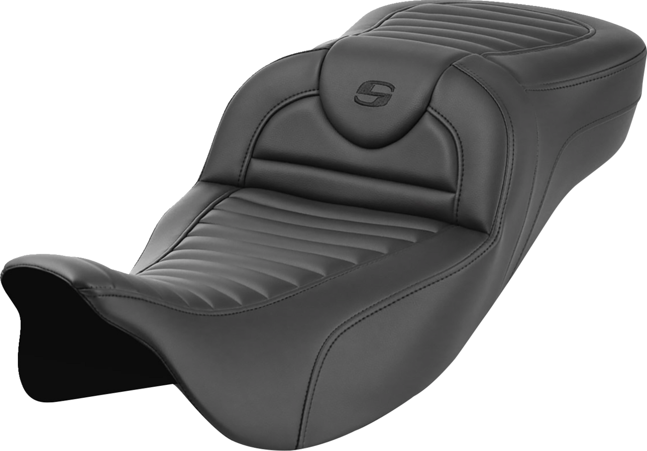 SADDLEMEN Roadsofa™ Extended Reach Seat - without Backrest - Tuck-n-Roll - Carbon Fiber - FL '08-'24 808-07B-20500 — image 3