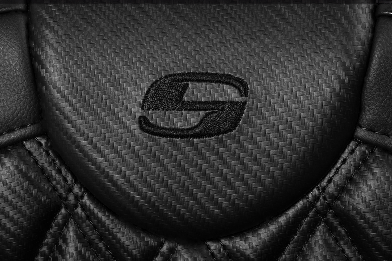 SADDLEMEN Roadsofa™ Extended Reach Seat - without Backrest - Lattice Stitch - Carbon Fiber - FL '08-'23 808-07B-207A0 — image 3