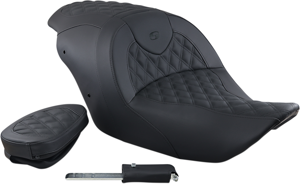 SADDLEMEN Roadsofa™ Seat - with Backrest - Lattice Stitch - FL '18-'24 818-33-182BR — image 2