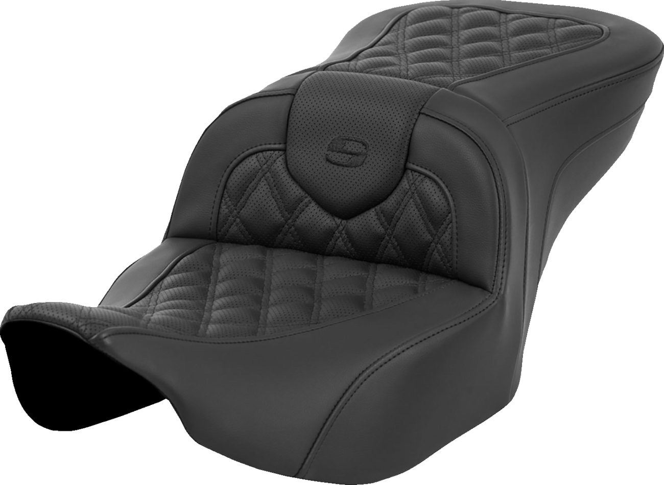 SADDLEMEN Heated Roadsofa™ Seat - Lattice Stitch - w/o Backrest - FLT/FLH '23-'24 823-07-182A0 — image 1