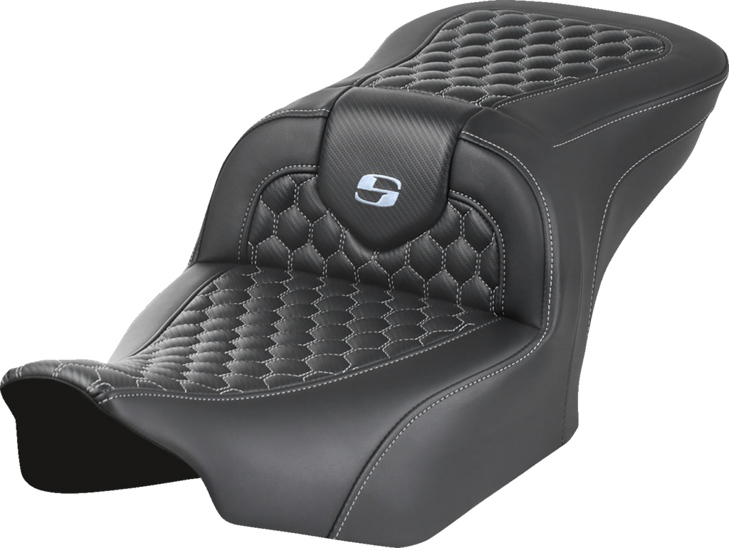 SADDLEMEN Roadsofa™ Seat - without Backrest - Honeycomb - Silver Stitch - FLTR/FLHX '23-'24 823-07-18905 — image 1