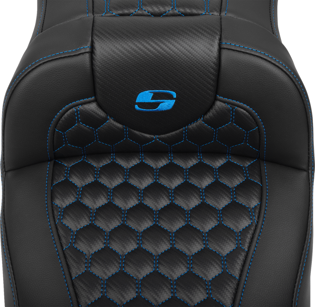 SADDLEMEN Roadsofa™ Extended Reach Seat - with Backrest - Honeycomb - Blue Stitch - FLTR/FLHX '23-'24 823-07-190B1 — image 4