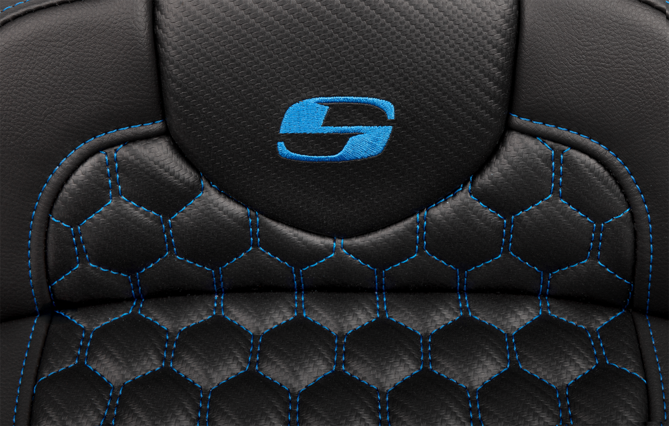 SADDLEMEN Roadsofa™ Extended Reach Seat - with Backrest - Honeycomb - Blue Stitch - FLTR/FLHX '23-'24 823-07-190B1 — image 5