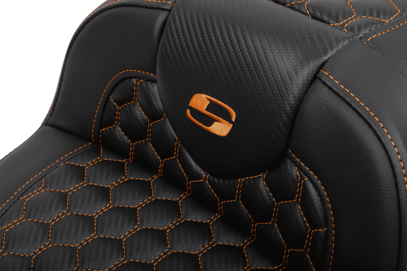 SADDLEMEN Roadsofa™ Extended Reach Seat - with Backrest - Honeycomb - Orange Stitch - FLTR/FLHX '23-'24 823-07-190B3 — image 4