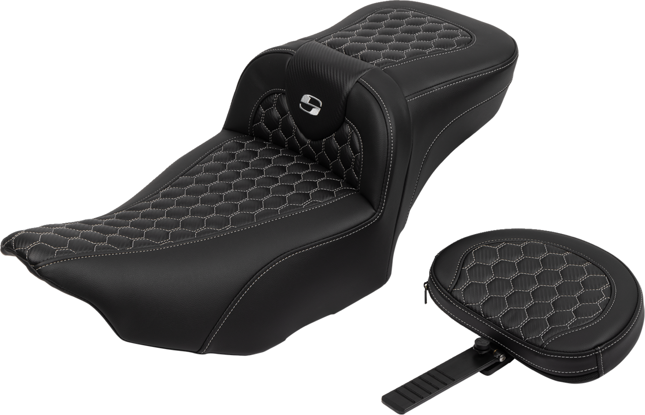 SADDLEMEN Roadsofa™ Extended Reach Seat - with Backrest - Honeycomb - Silver Stitch - FLTR/FLHX '23-'24 823-07-190B5 — image 3