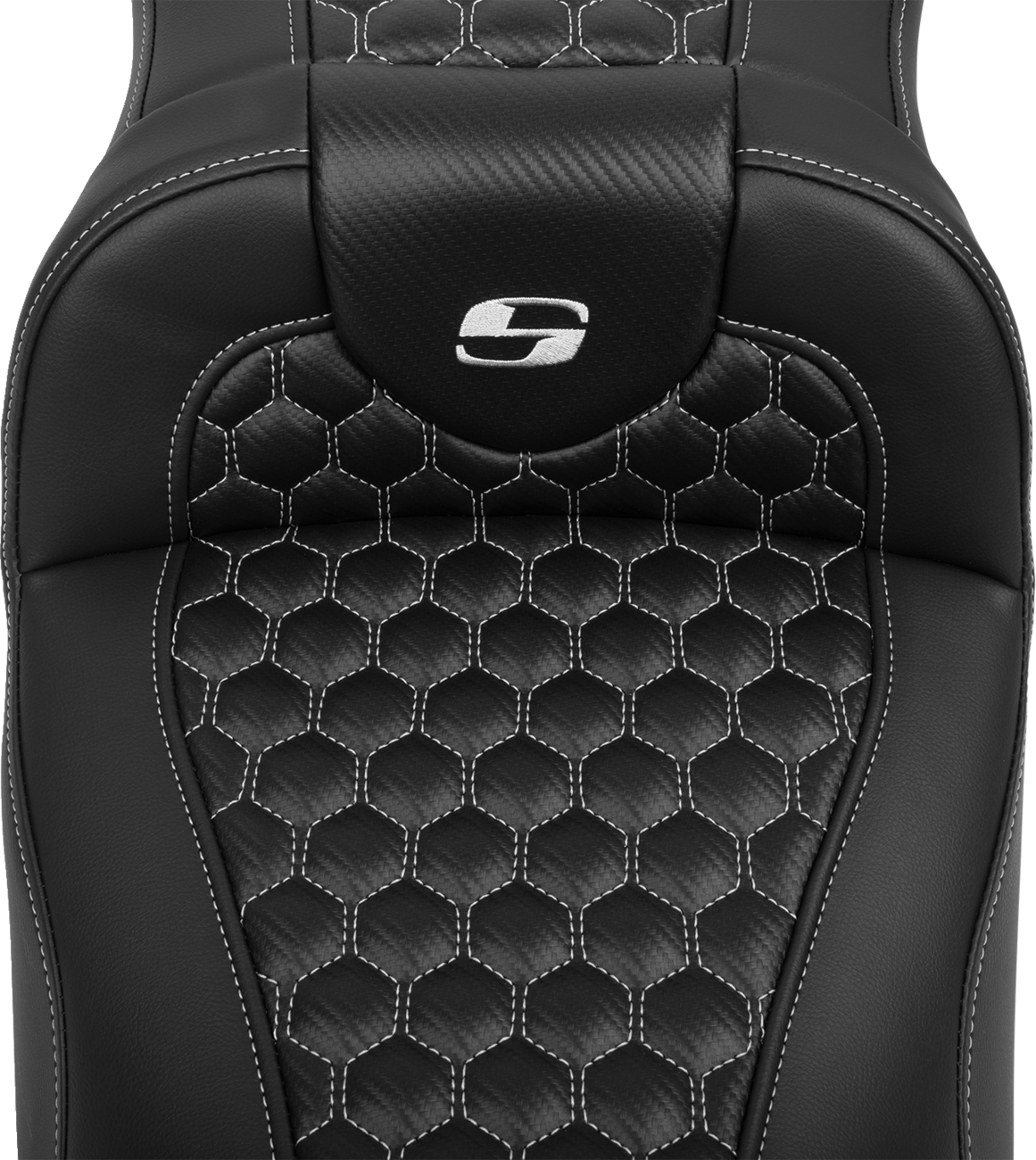 SADDLEMEN Roadsofa™ Extended Reach Seat - with Backrest - Honeycomb - Silver Stitch - FLTR/FLHX '23-'24 823-07-190B5 — image 4