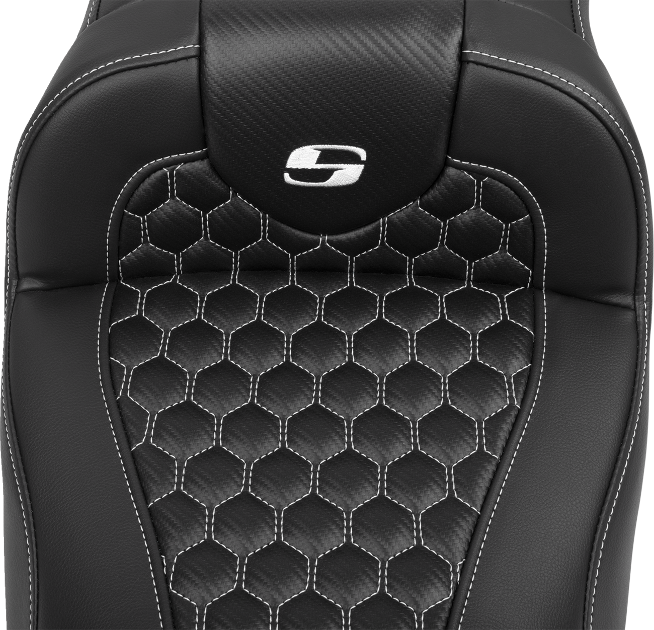 SADDLEMEN Roadsofa™ Extended Reach Seat - with Backrest - Honeycomb - White Stitch - FLTR/FLHX '23-'24 823-07-190B6 — image 4