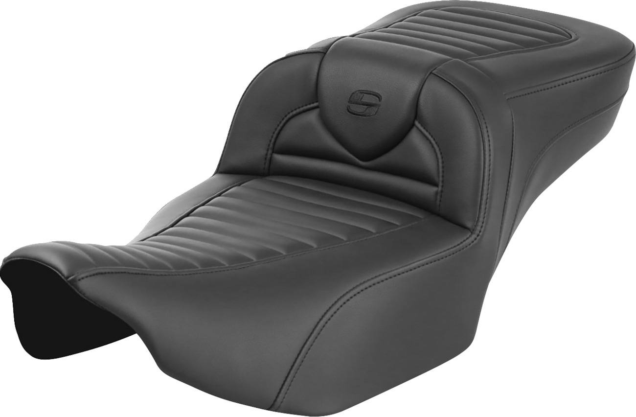 SADDLEMEN Roadsofa™ Extended Reach Seat - without Backrest - Tuck-n-Roll - FLTR/FLHX '23-'24 823-07-20300 — image 1