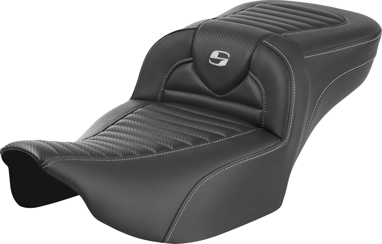 SADDLEMEN Roadsofa™ Extended Reach Seat - without Backrest - Tuck-n-Roll - Carbon Fiber - FLTR/FLHX '23-'24 823-07-20500 — image 1