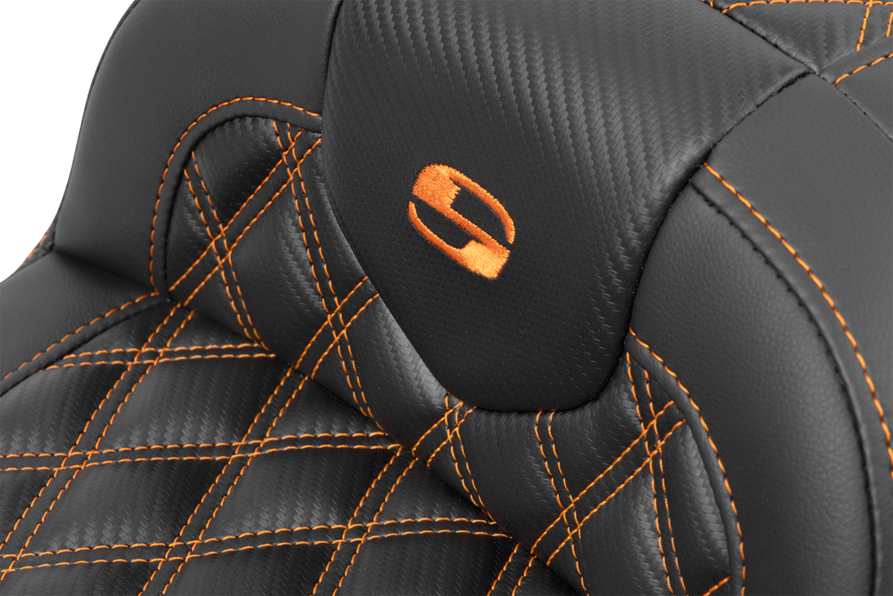SADDLEMEN RoadSofa™ Seat - without Backrest - Carbon Fiber - Orange Stitch - FL/FX '23-'24 823-07-20603 — image 2