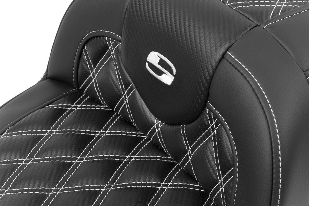 SADDLEMEN RoadSofa™ Seat - without Backrest - Carbon Fiber - Lattice Stitch - White Stitch - FLTR/FLHX '23-'24 823-07-20606 — image 3