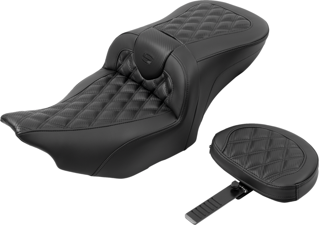 SADDLEMEN RoadSofa™ Seat - with Backrest - Carbon Fiber - Lattice Stitch - FLTR/FLHX '23-'24 823-07-206B0 — image 2