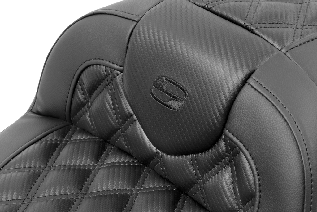 SADDLEMEN RoadSofa™ Seat - with Backrest - Carbon Fiber - Lattice Stitch - FLTR/FLHX '23-'24 823-07-206B0 — image 3