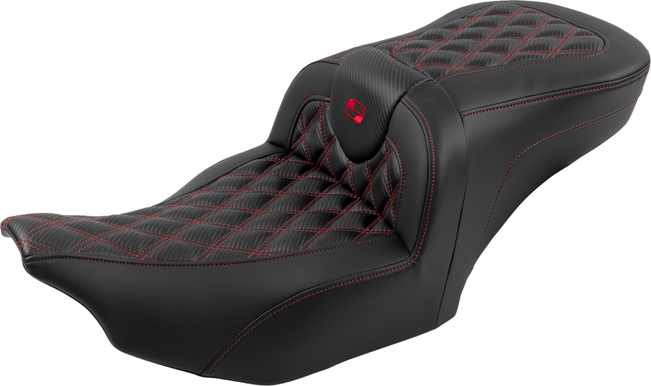 SADDLEMEN RoadSofa™ Seat - with Backrest - Carbon Fiber - Lattice Stitch - Red Stitch - FLTR/FLHX '23-'24 823-07-206B4 — image 3