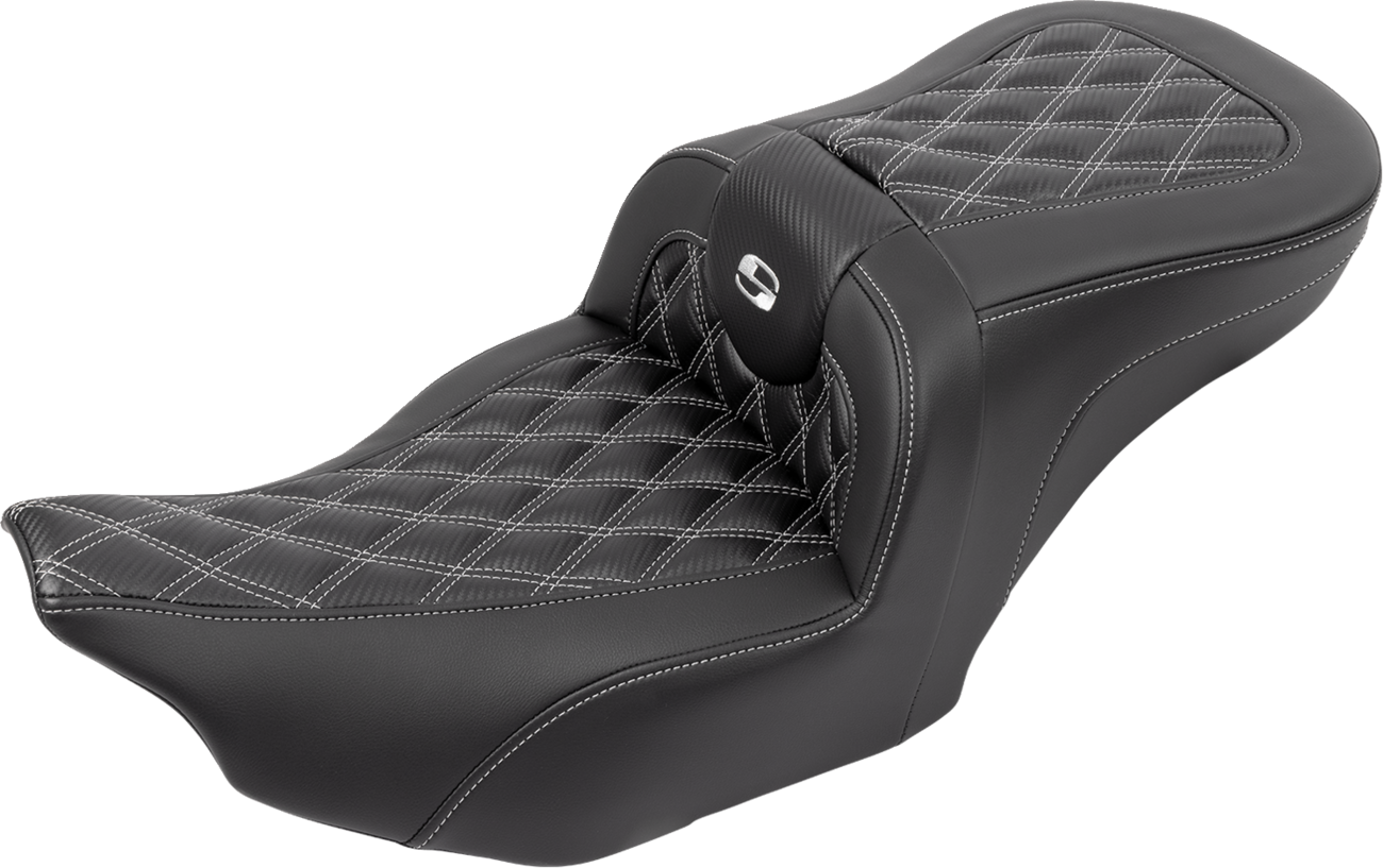 SADDLEMEN RoadSofa™ Seat - with Backrest - Carbon Fiber - Lattice Stitch - Silver Stitch - FLTR/FLHX '23-'24 823-07-206B5 — image 3