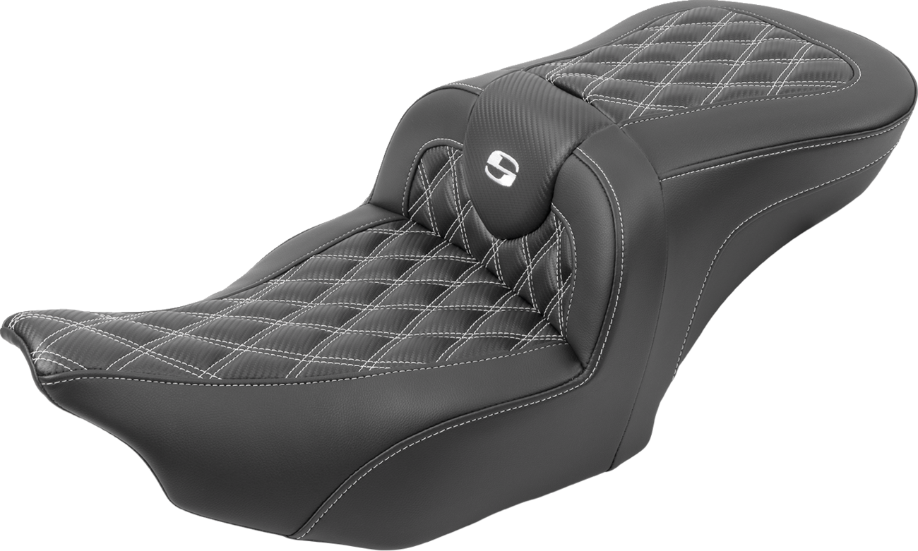 SADDLEMEN RoadSofa™ Seat - with Backrest - Carbon Fiber - Lattice Stitch - White Stitch - FLTR/FLHX '23-'24 823-07-206B6 — image 4
