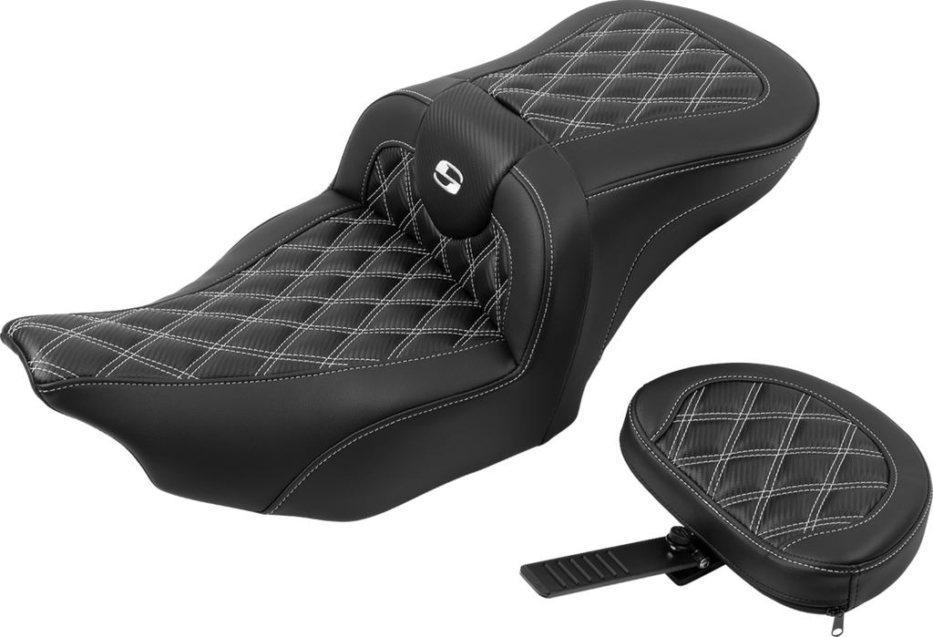 SADDLEMEN RoadSofa™ Seat - with Backrest - Carbon Fiber - Lattice Stitch - White Stitch - FLTR/FLHX '23-'24 823-07-206B6 — image 6