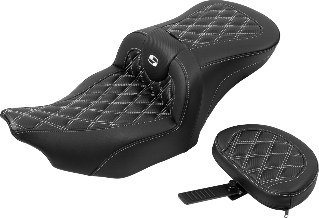 SADDLEMEN RoadSofa™ Seat - with Backrest - Carbon Fiber - Lattice Stitch - White Stitch - FLTR/FLHX '23-'24 823-07-206B6 — image 6