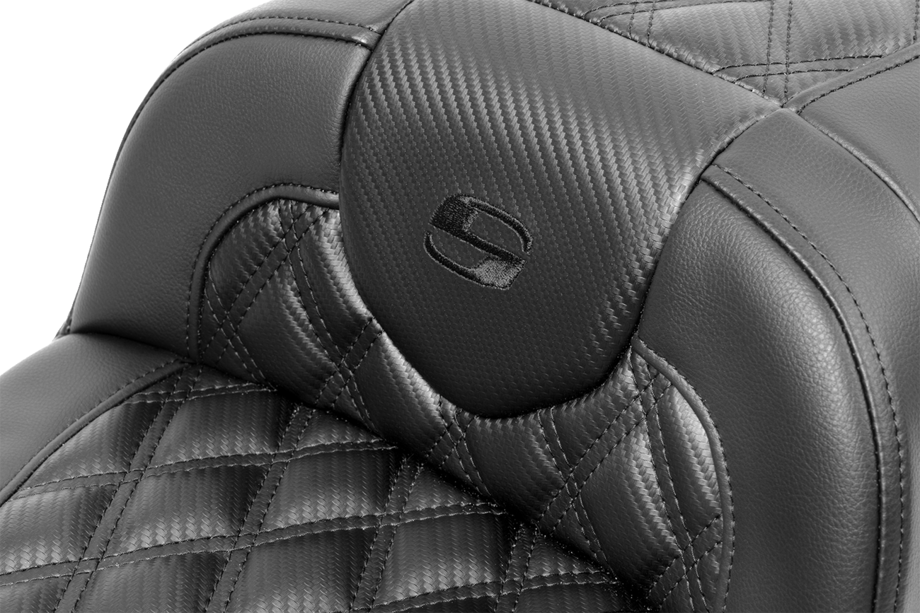 SADDLEMEN Roadsofa™ Extended Reach Seat - without Backrest - Carbon Fiber - Lattice Stitch - FLTR/FLHX '23-'24 823-07-20700 — image 2