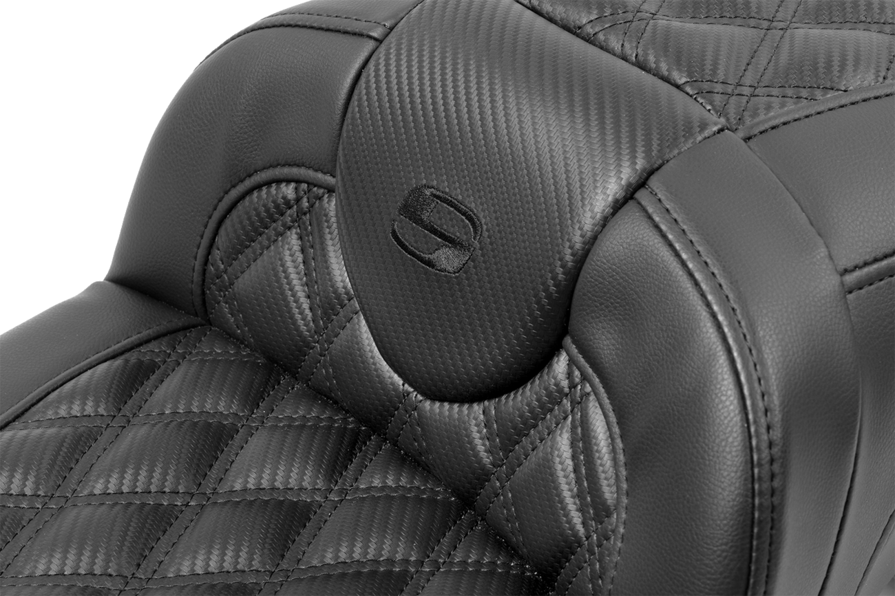SADDLEMEN Roadsofa™ Extended Reach Seat - with Backrest - Carbon Fiber - Lattice Stitch - FLTR/FLHX '23-'24 823-07-207B0 — image 5