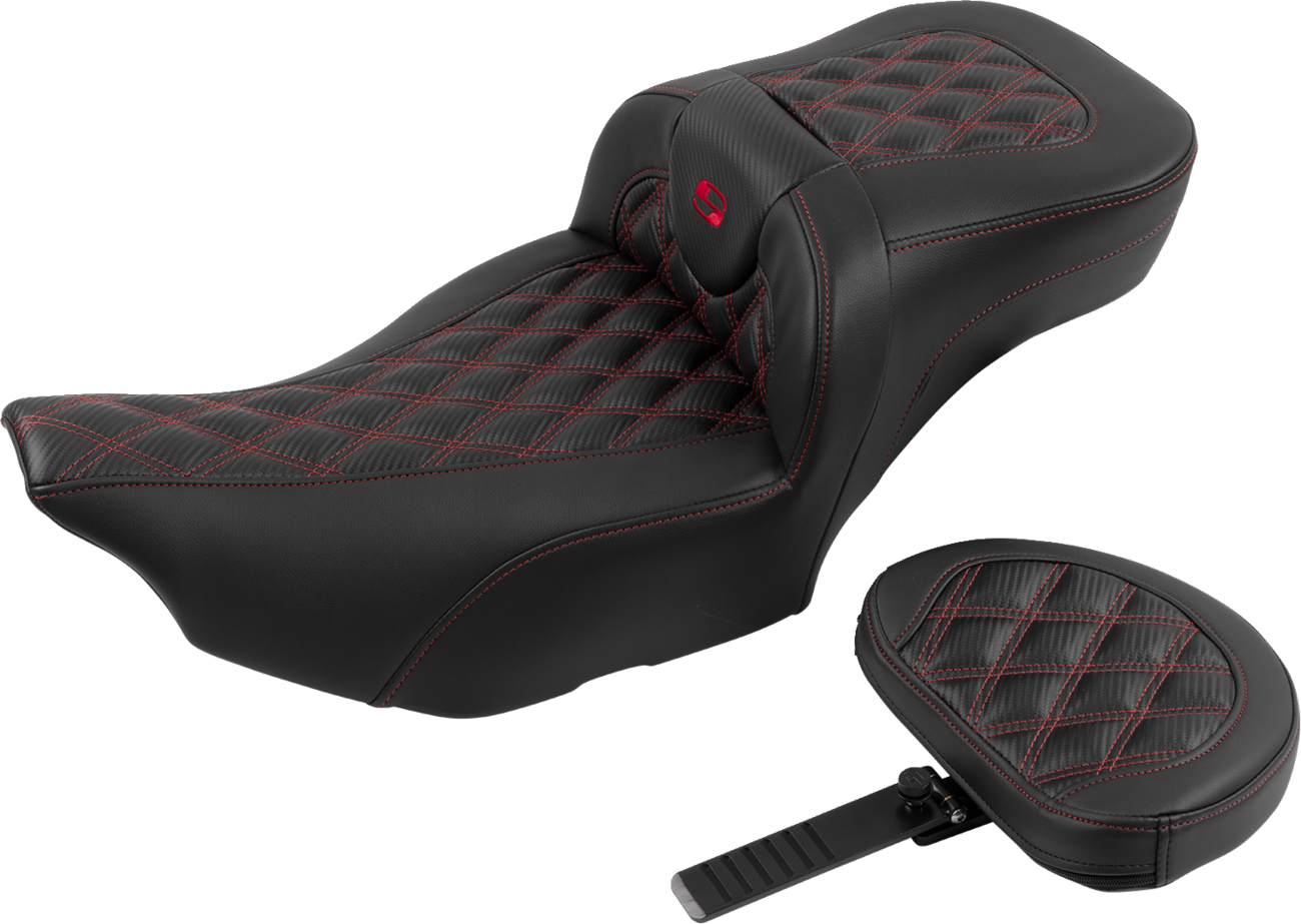 SADDLEMEN Roadsofa™ Extended Reach Seat - with Backrest - Lattice Stitch - Red Stitch - FLTR/FLHX '23-'24 823-07-207B4 — image 2