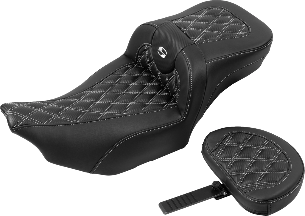 SADDLEMEN Roadsofa™ Extended Reach Seat - with Backrest - Lattice Stitch - Silver Stitch - FLTR/FLHX '23-'24 823-07-207B5 — image 2
