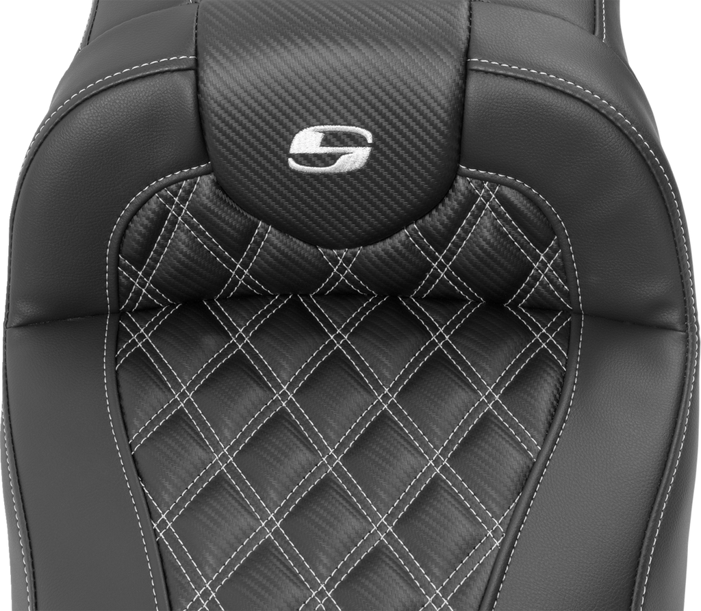 SADDLEMEN Roadsofa™ Extended Reach Seat - with Backrest - Lattice Stitch - Silver Stitch - FLTR/FLHX '23-'24 823-07-207B5 — image 5