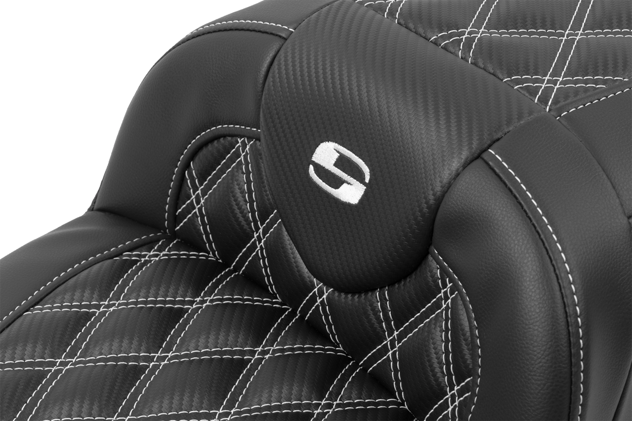 SADDLEMEN Roadsofa™ Extended Reach Seat - with Backrest - Lattice Stitch - White Stitch - FLTR/FLHX '23-'24 823-07-207B6 — image 5