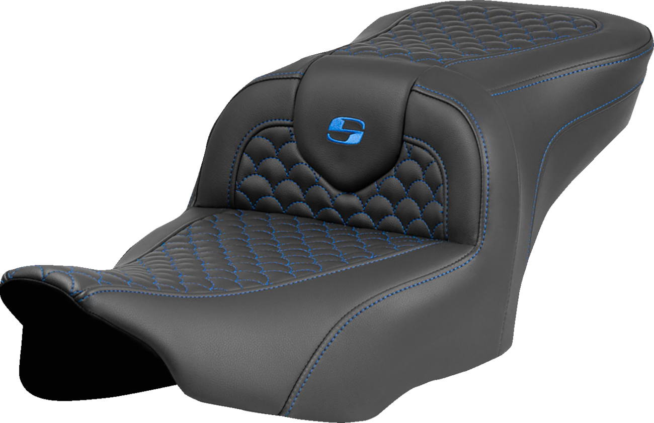 SADDLEMEN Roadsofa™ Seat - Dragon Scale Stitch - Blue Stitch - w/o Backrest - FLTR/FLHX '23-'24 823-07-20801 — image 1